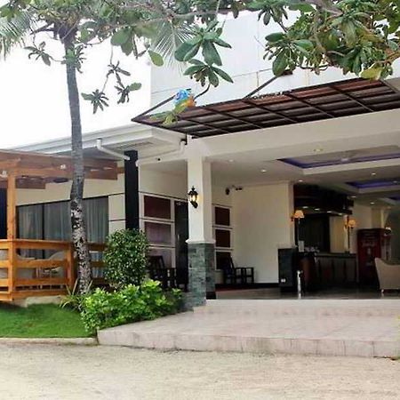 Bluefins Resort Lapu-Lapu City Dış mekan fotoğraf