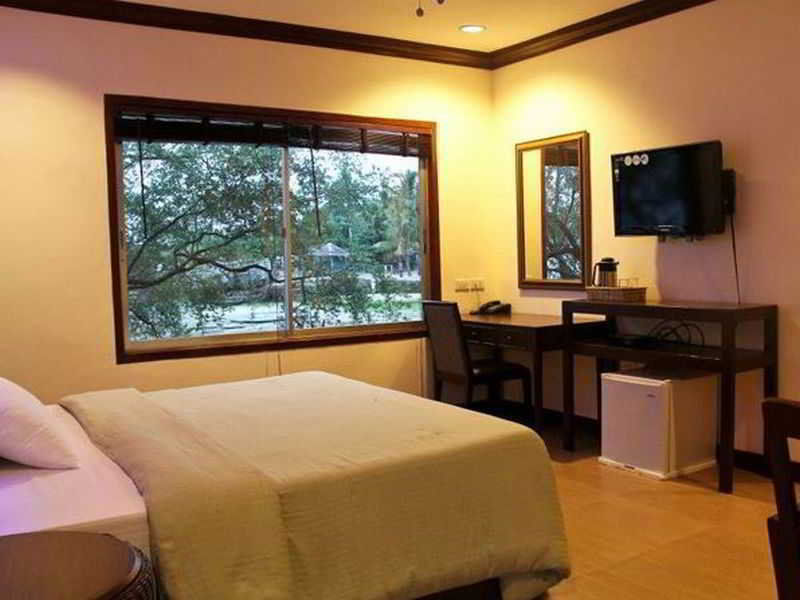 Bluefins Resort Lapu-Lapu City Dış mekan fotoğraf