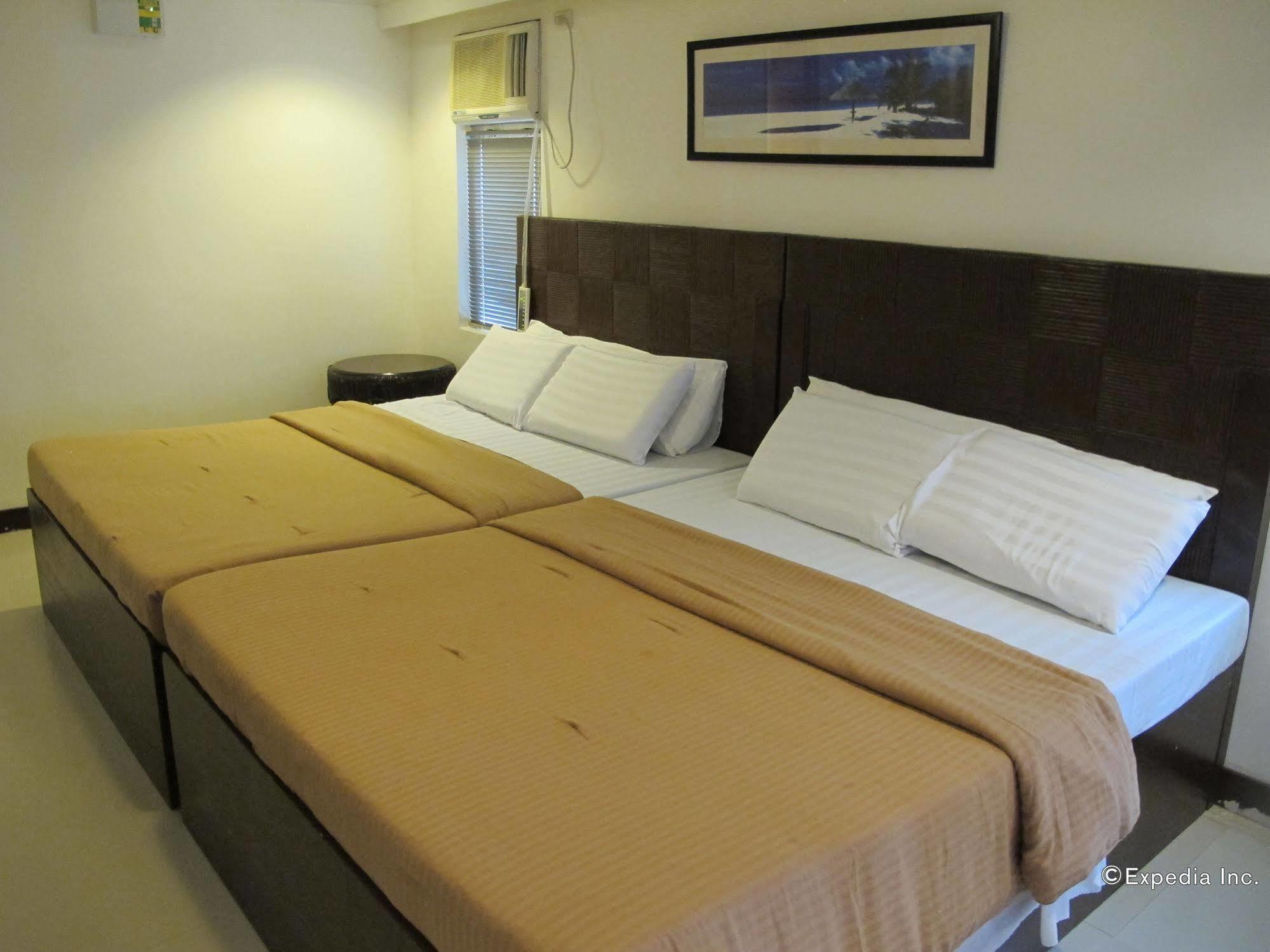 Bluefins Resort Lapu-Lapu City Dış mekan fotoğraf