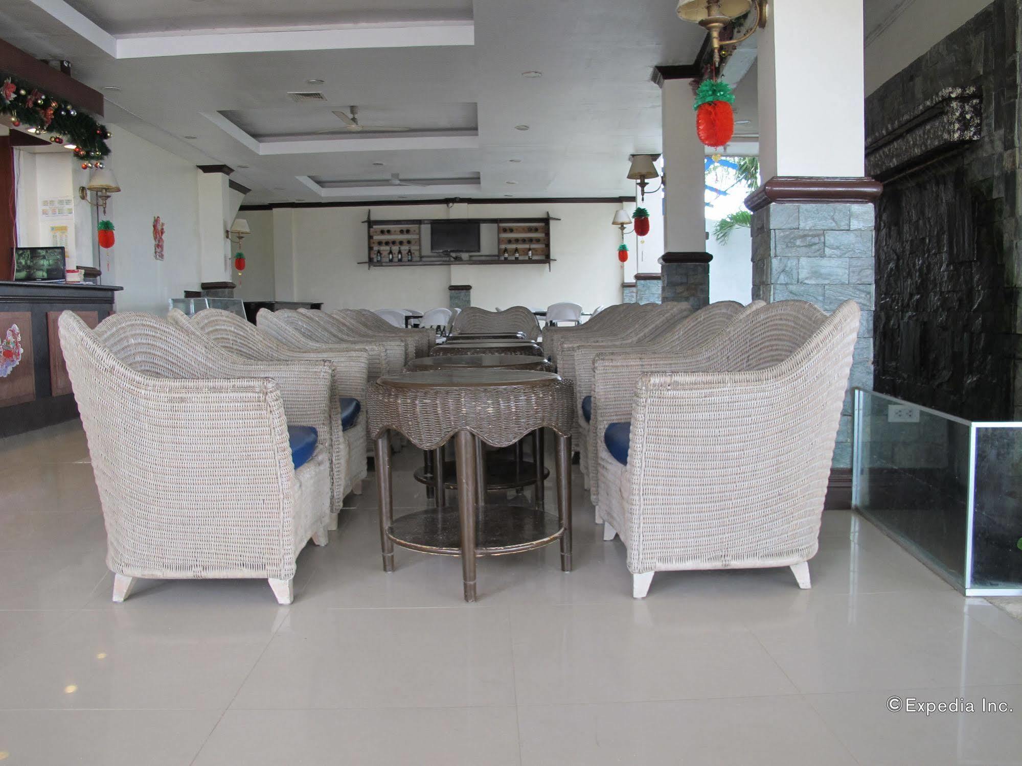 Bluefins Resort Lapu-Lapu City Dış mekan fotoğraf