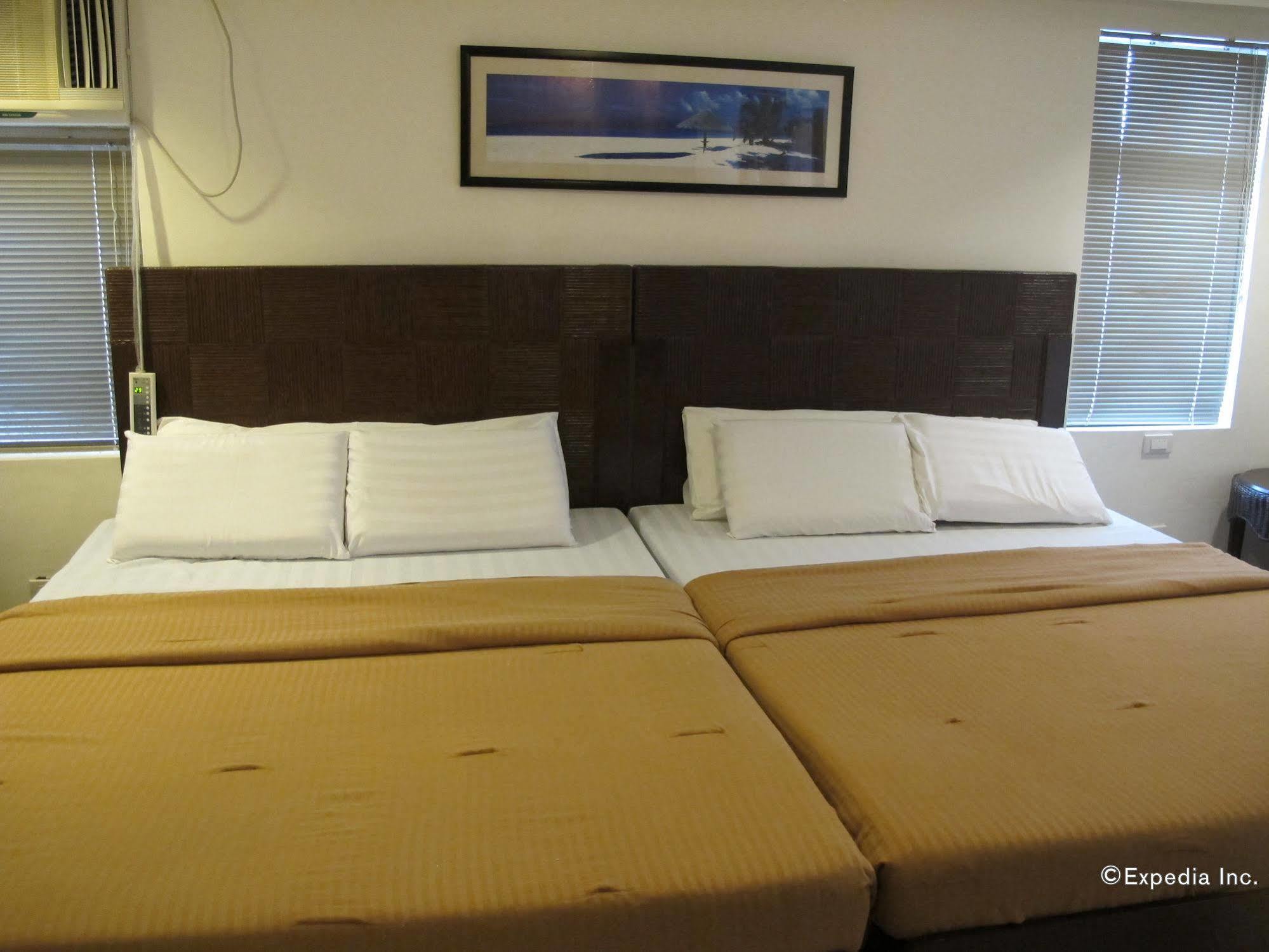Bluefins Resort Lapu-Lapu City Dış mekan fotoğraf