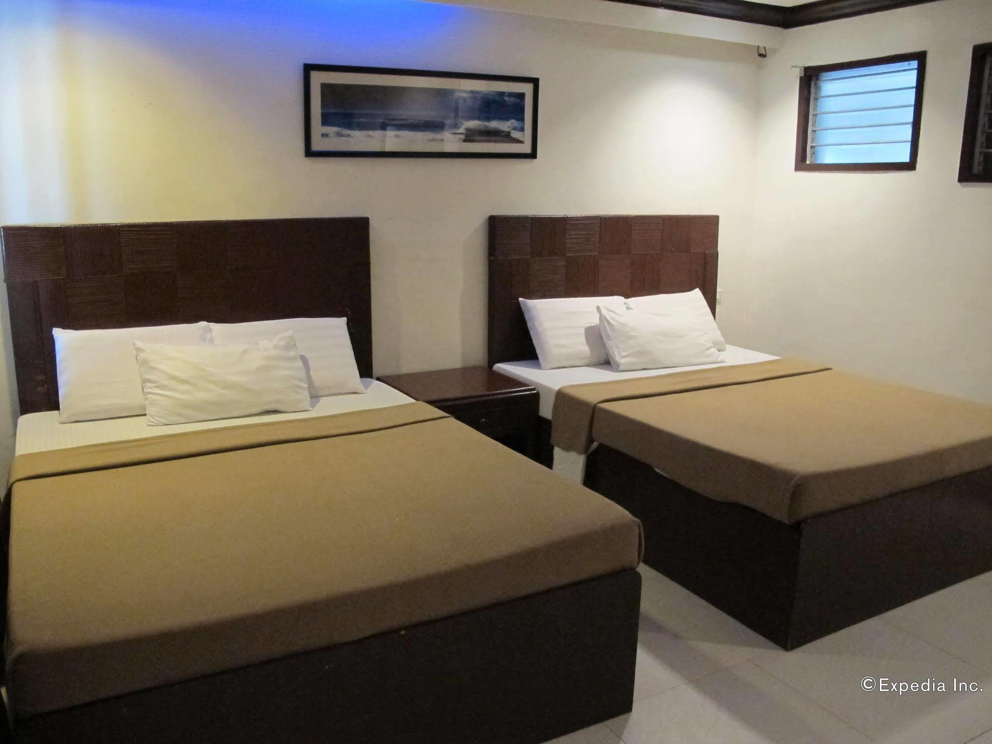 Bluefins Resort Lapu-Lapu City Dış mekan fotoğraf
