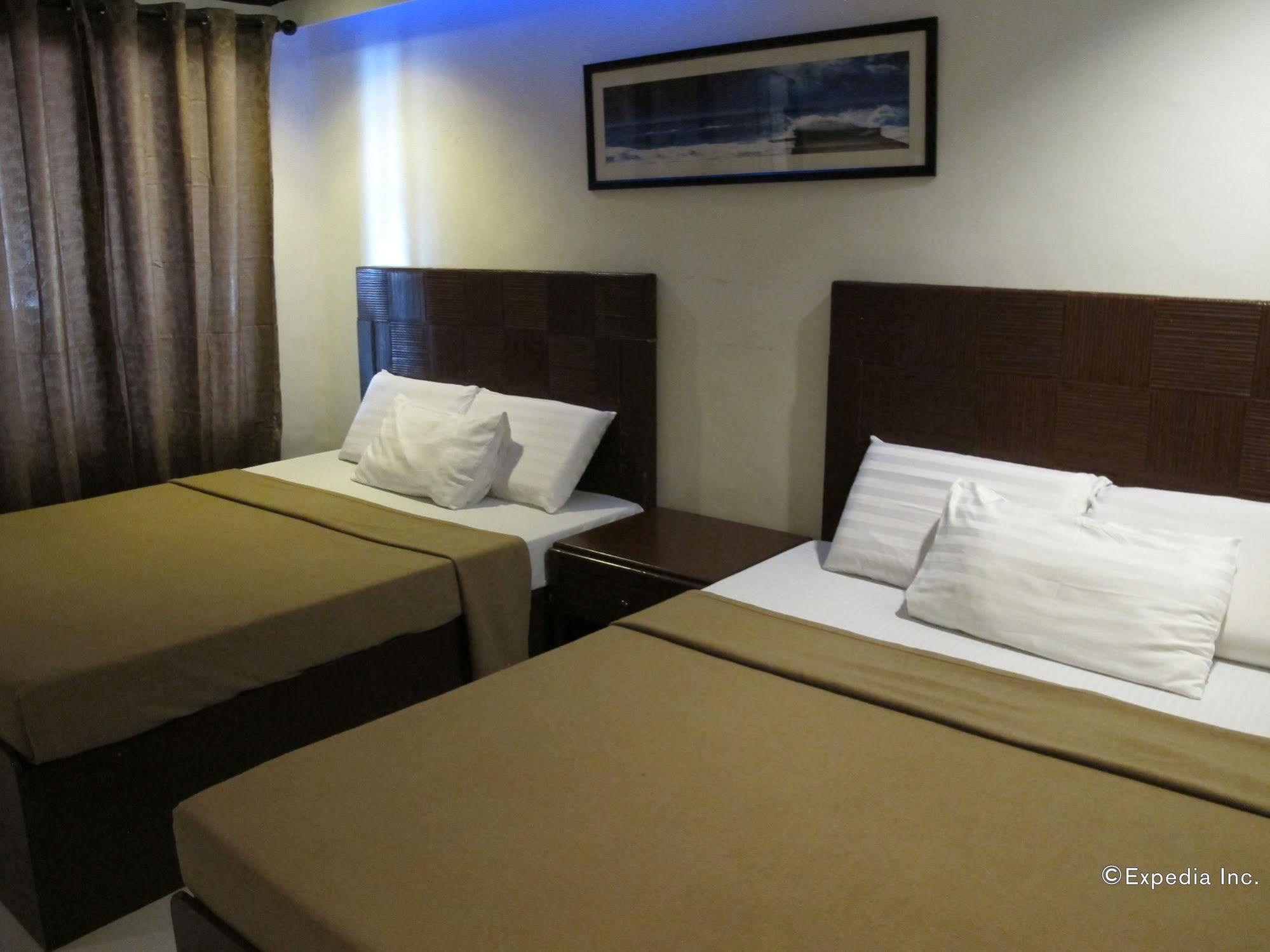 Bluefins Resort Lapu-Lapu City Dış mekan fotoğraf