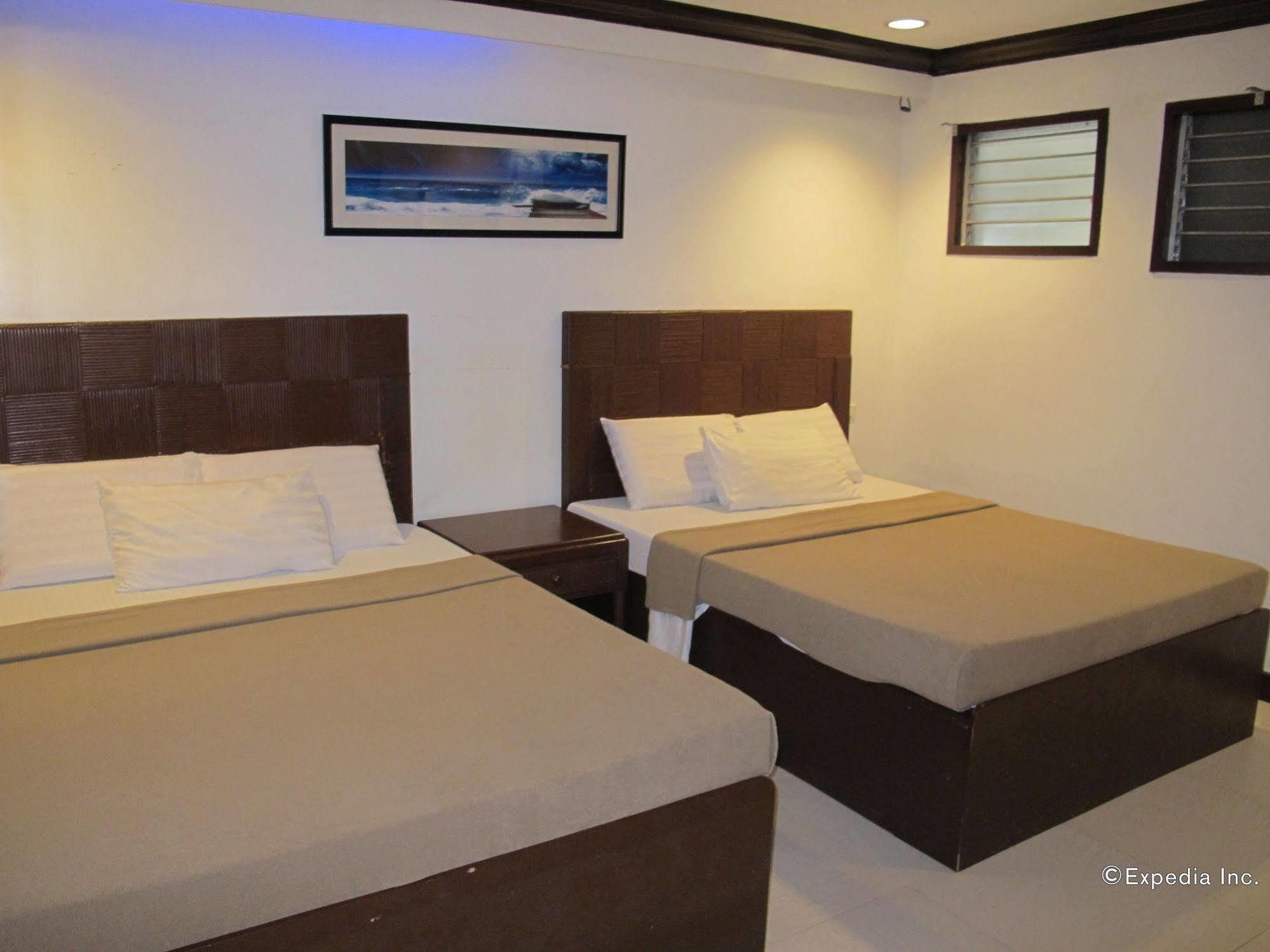 Bluefins Resort Lapu-Lapu City Dış mekan fotoğraf
